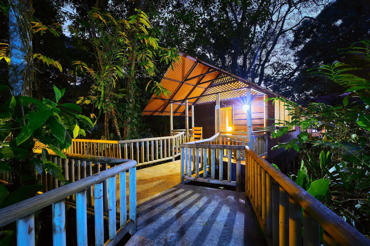 Aninga Lodge