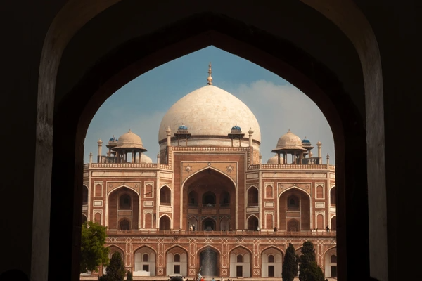India in Opulence: The Leela & Amarvilas Experience
