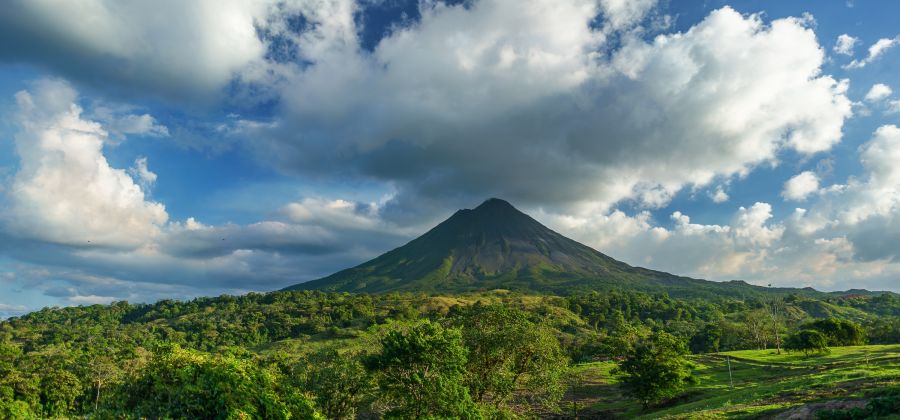 COSTA RICA HOLIDAYS