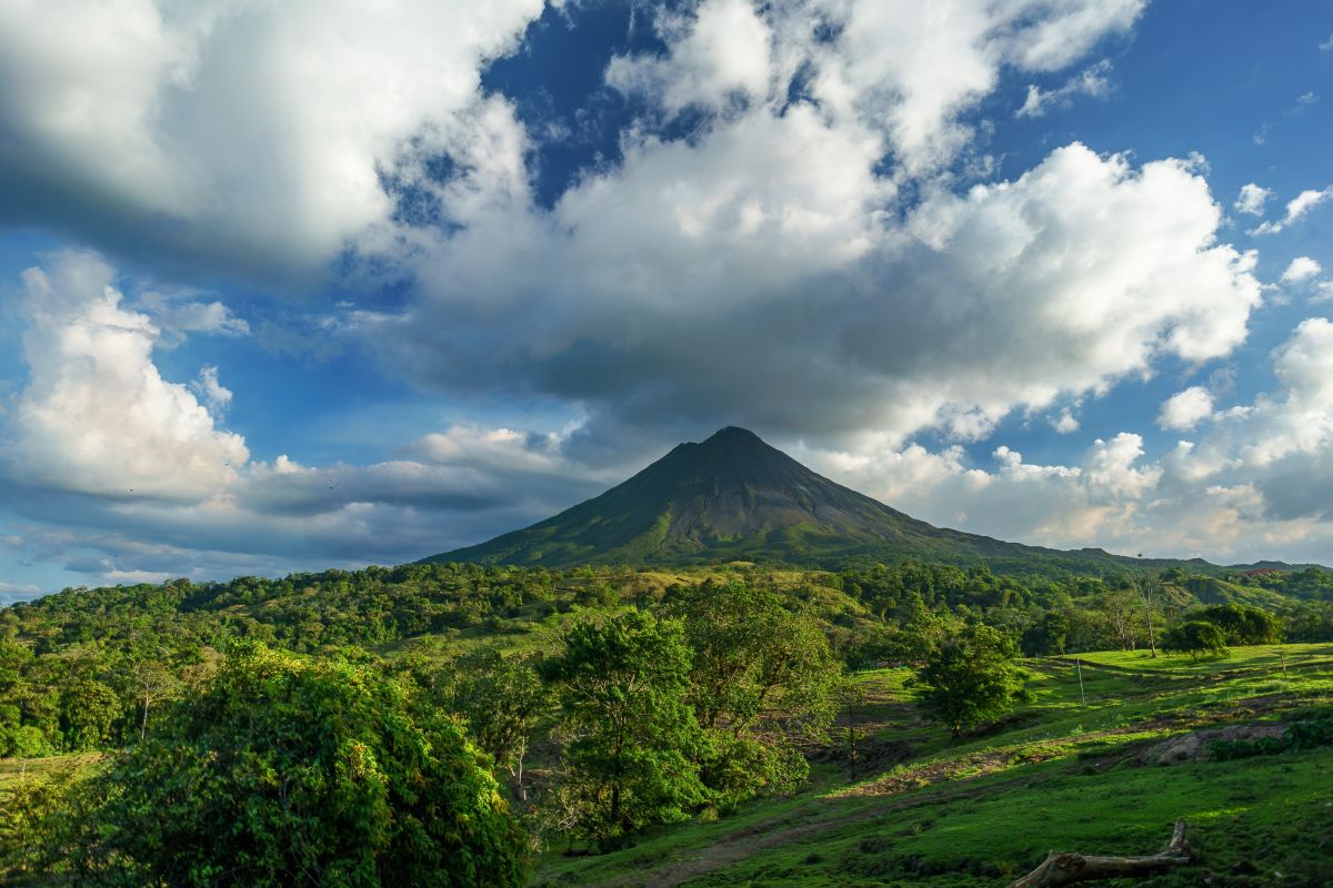 COSTA RICA HOLIDAYS