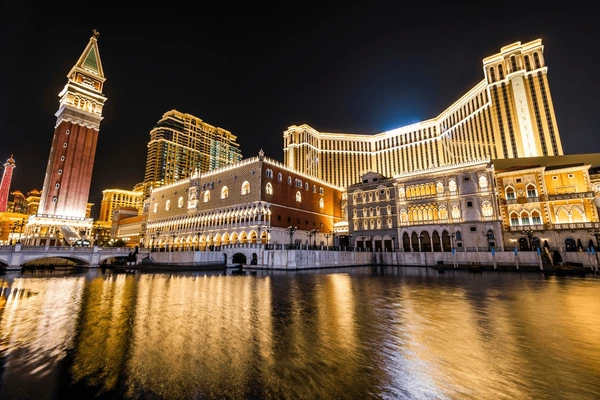 Las Vegas Holiday