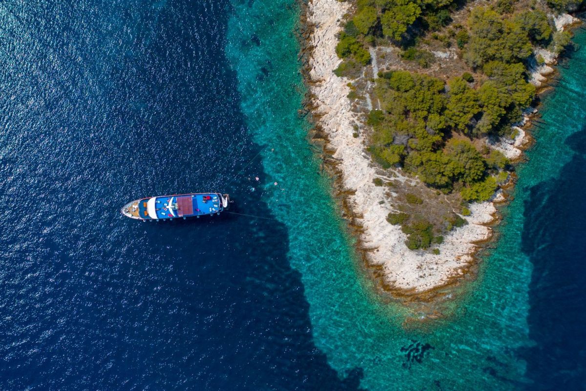 Croatia Coastal Cruise: Adriatic Highlights