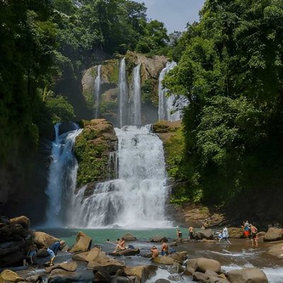 COSTA RICA HOLIDAYS