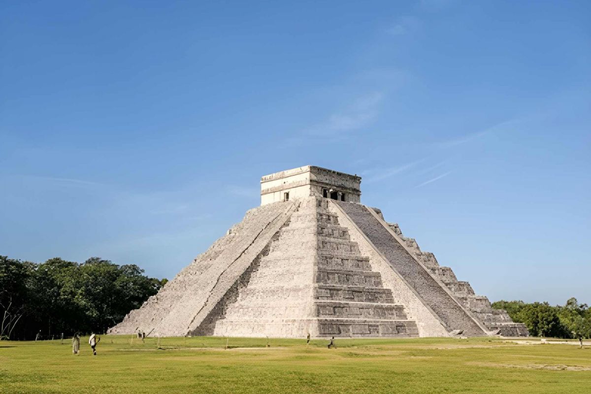 South America & Caribbean Discovery: Rio, Lima, Cusco & All-Inclusive Cancun – 13 Nights