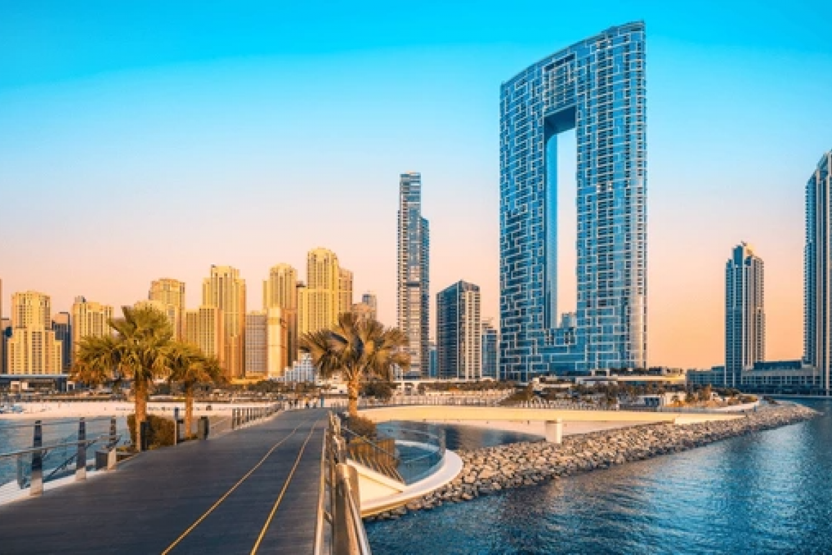 Arabian Nights & Ocean Delights: 10 Nights Dubai & Seychelles