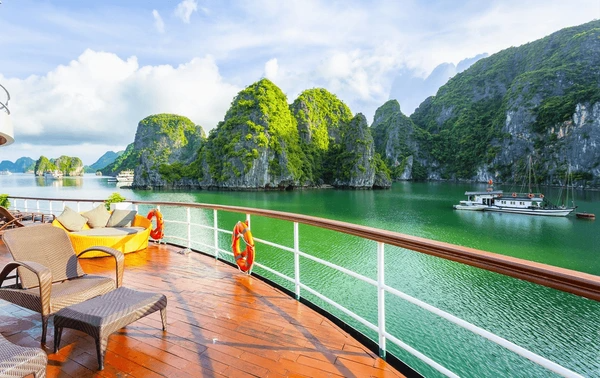 Ha Long Bay