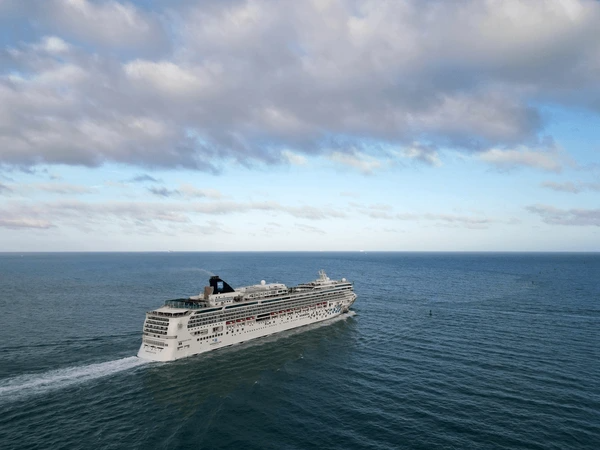 Norwegian Star 20‑Night Canal Journey from Miami to Pacific